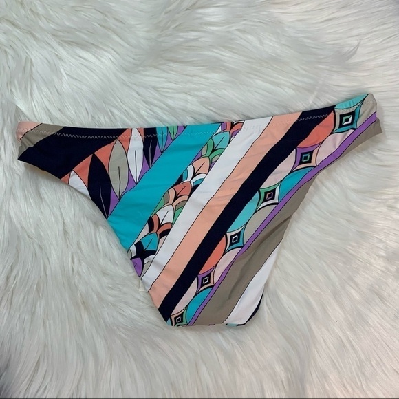 NWT Trina Turk California Wave Electric Wave - Picture 6 of 10